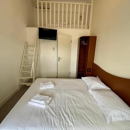 Halte - 1 étoile Hotel La Vergne (Charente-Maritime)