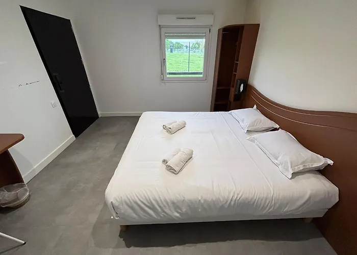 Halte - 1 étoile * La Vergne (Charente-Maritime)