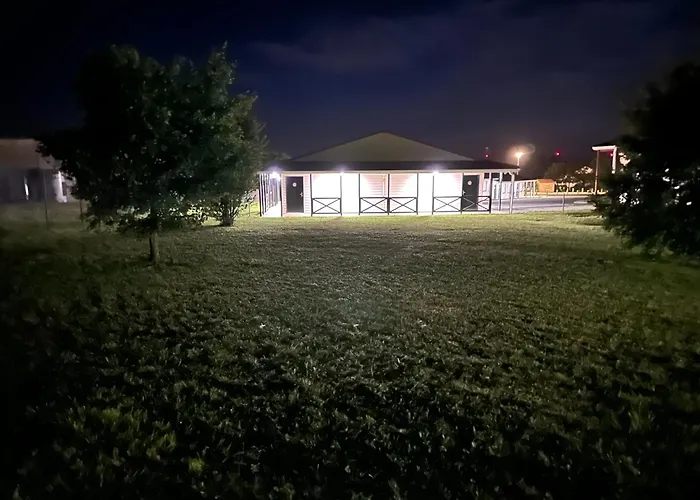 Halte - 1 étoile La Vergne (Charente-Maritime)