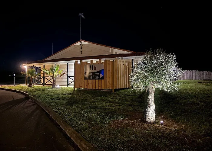 Halte - 1 étoile * La Vergne (Charente-Maritime)